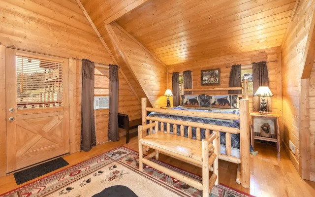 Something Extra 2 Bedroom Cabin by RedAwning