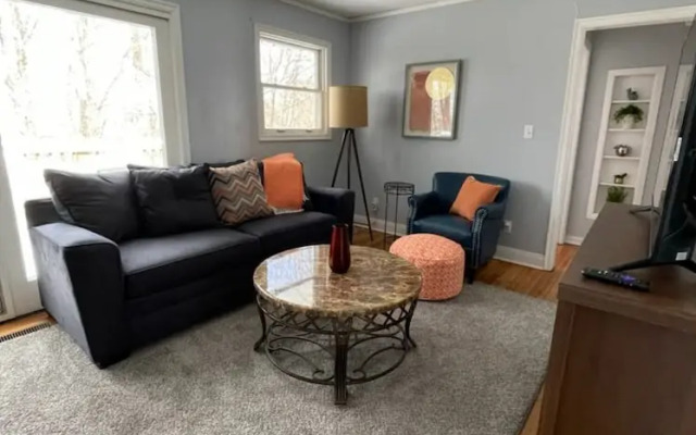 Blue Sunsets Cozy Retreat