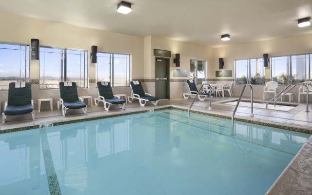 Holiday Inn Hotel & Suites Barstow by IHG