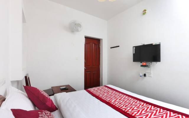 OYO 11582 Villa Triomphe