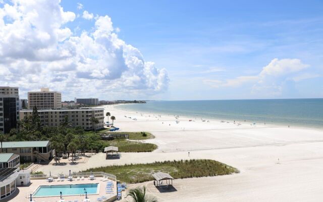 Jamaica Royale - 702 - 2 Br Condo