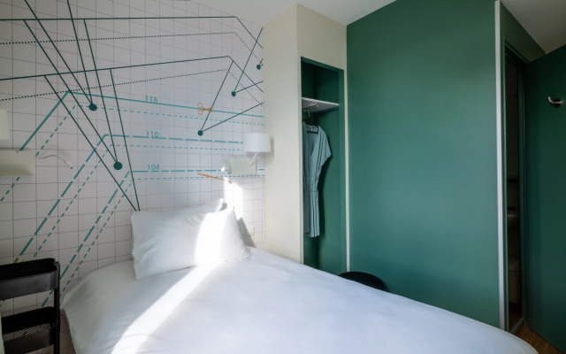 ibis Styles Asnieres Centre Hotel