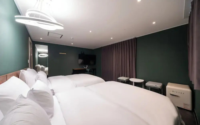 Hotel May Yongsan