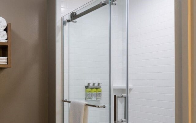 Staybridge Suites Houston East - Baytown by IHG