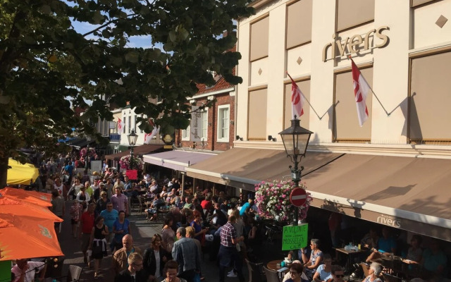 Rivers Hotel & Restaurant