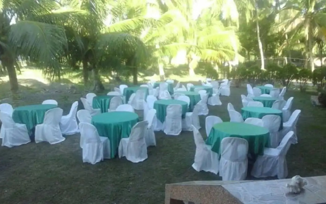 Treasure Bay Dive Resort