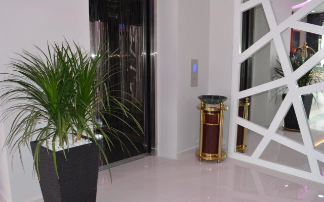 Q Bintang Hotel