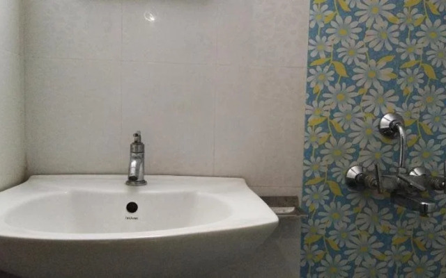 Hotel Adarsh Residency