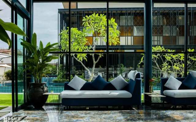 Blue Lagoon Hotel