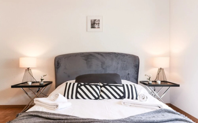 Nice and Recent Apartment Ideally Located in Martigny, Self Check-in