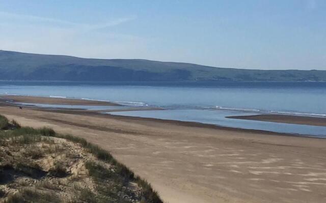 Bryn Y Bwyd Farm House