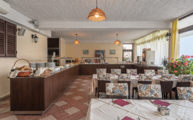 Hotel Villas Plat