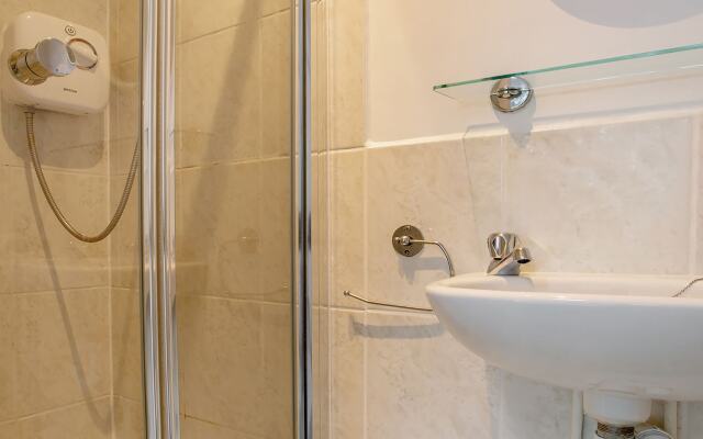 Flexistay Ambers Gatwick Aparthotel