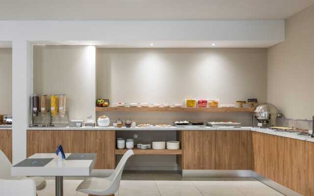 Sea View Hotel & Apartments