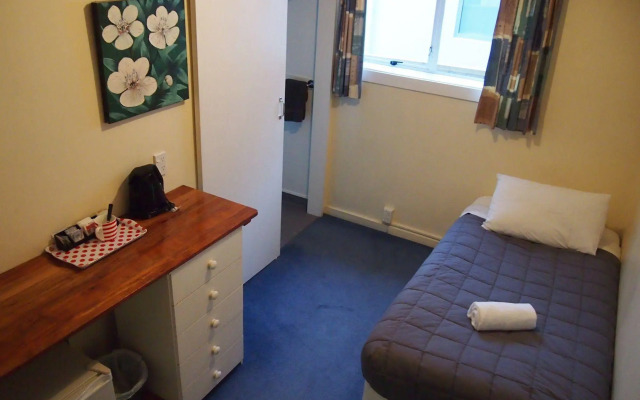 Kiwis Nest - Hostel