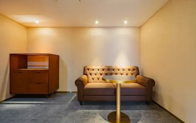 James Joyce Coffetel Hotel (Hami Yingbin Avenue)
