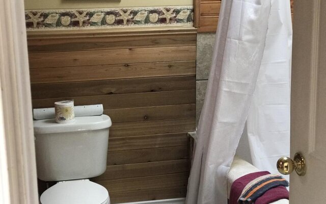 Whispering Waves Cottages