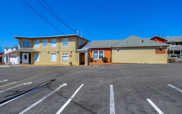 The Sandstone Point Inn