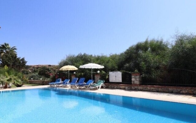 Villa RN4C by JoyLettings