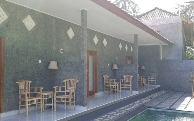 Karang Awak House