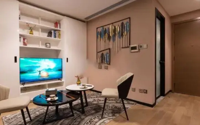 Vanke Shennan Road 68 Apartment (Shenzhen Dongmen Hubei Subway Station Branch)