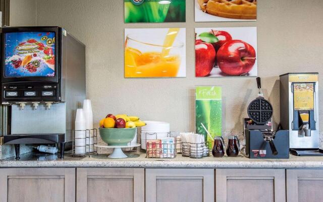 Quality Inn Ontario Airport Convention Center