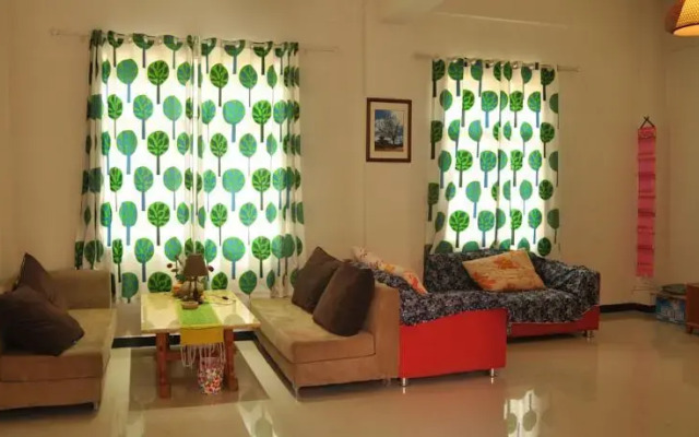 Wonderland Youth Hostel