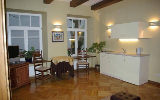 Pilies Apartments