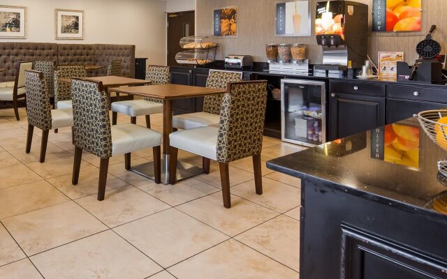 Best Western Toledo South Maumee