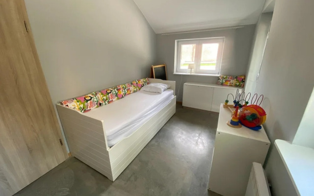 Spacious Chalet in Jalhay with Hot Tub