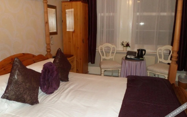 Trelawney Hotel