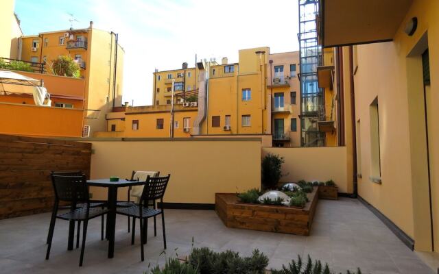 8 Colonne Apartments