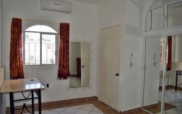 Alexandross Hostel BnB