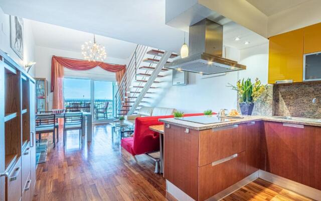 Apart-Rent Duplex Port Grec 5º