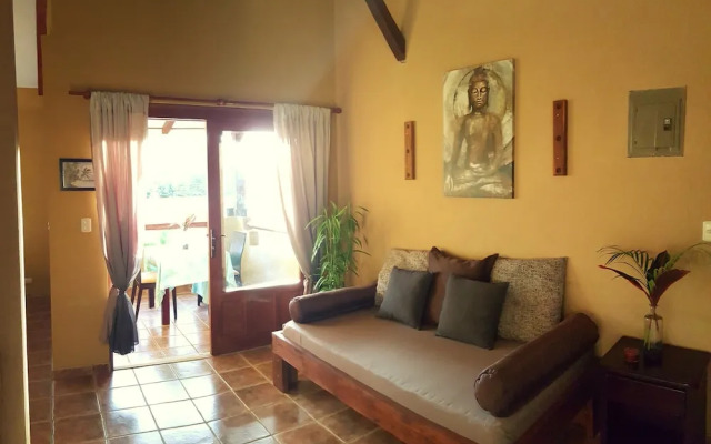 Aguacate Flat Santa Teresa