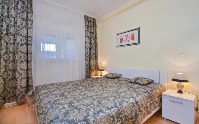 Six-Bedroom Holiday home in Perci
