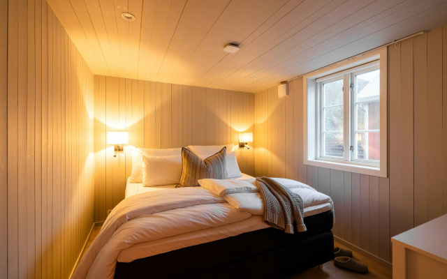 Nusfjord Village & Resort