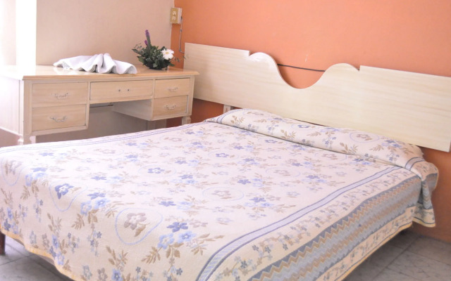 Hotel Metropolitan II