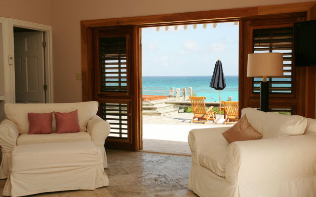 Pink Sands Resort