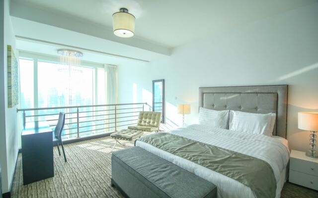 Lux BnB Movenpick JLT Penthouse 1BDR