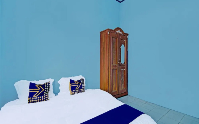 SPOT ON 91918 Najla Guest House Syariah