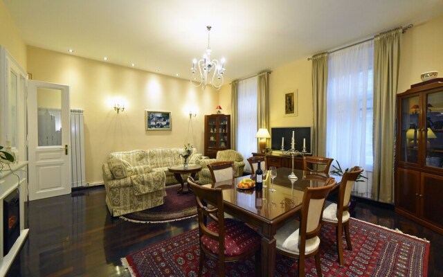 Apartment Luky City Center