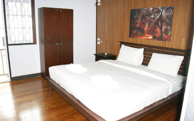 Yuan Hostel