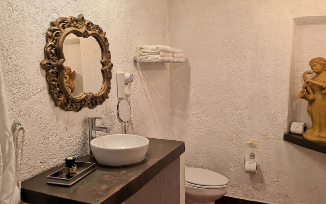 Casa Flor De Mayo - Spa & Boutique