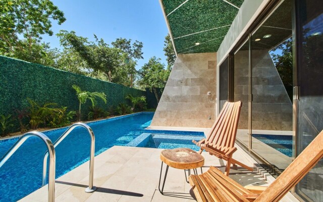 Brava Towers 102 Swim Up By Lockey