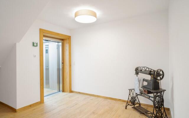 Inviting Flat in Hart With Fitness Room