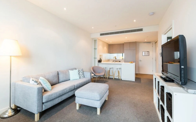 MILA, 1BDR Cremorne Apartment