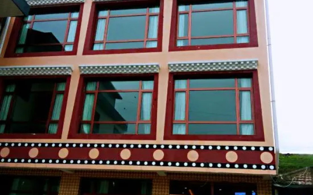 Langmusi Zhuzong Hotel