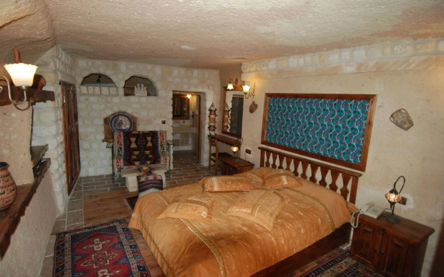 Melis Cave Hotel