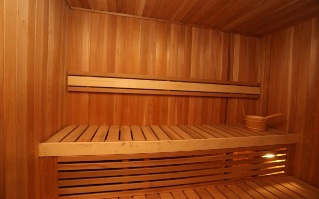 Yatri Suites and Spa
